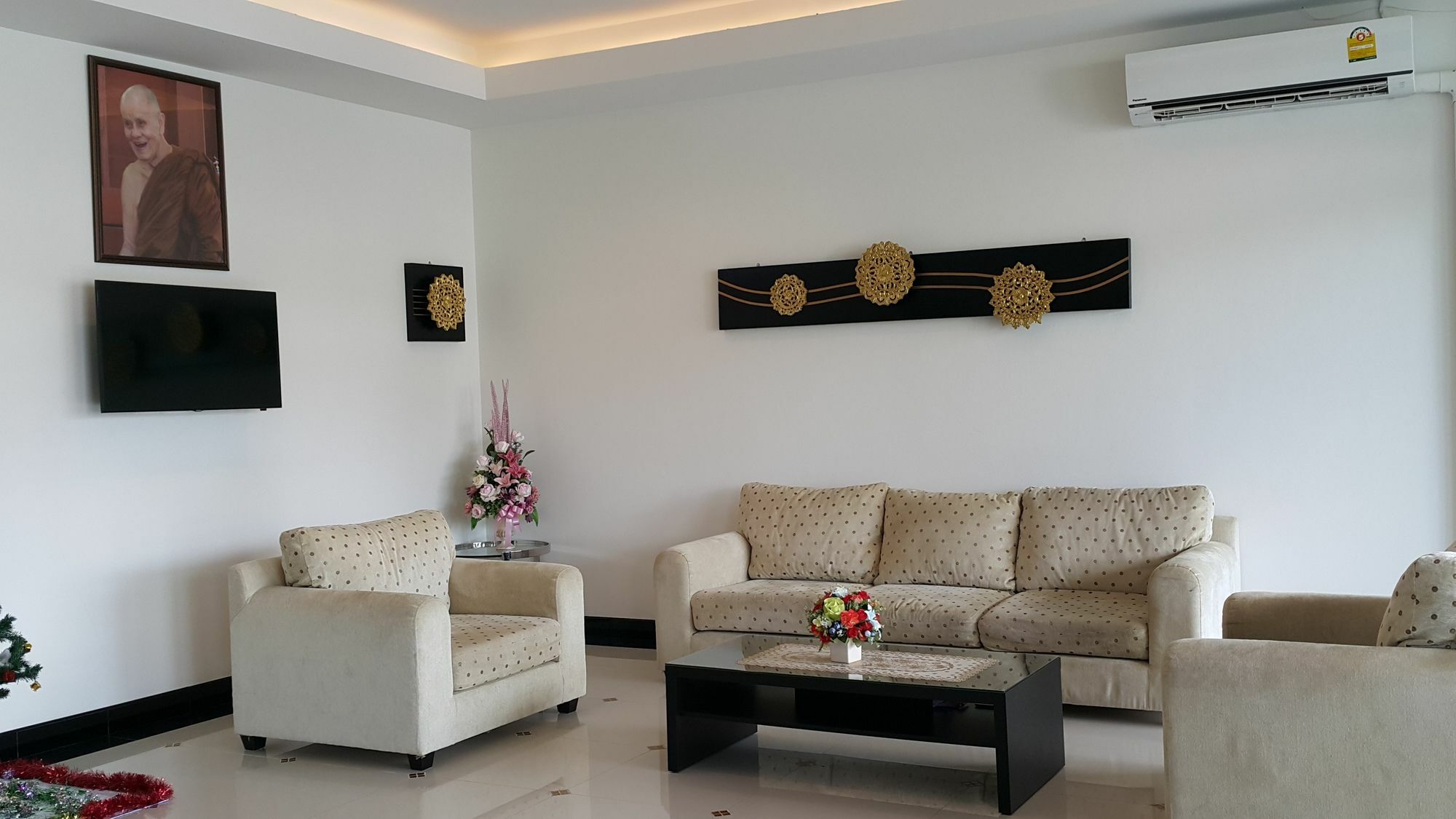 B Space Residence Nong Prue Exterior photo